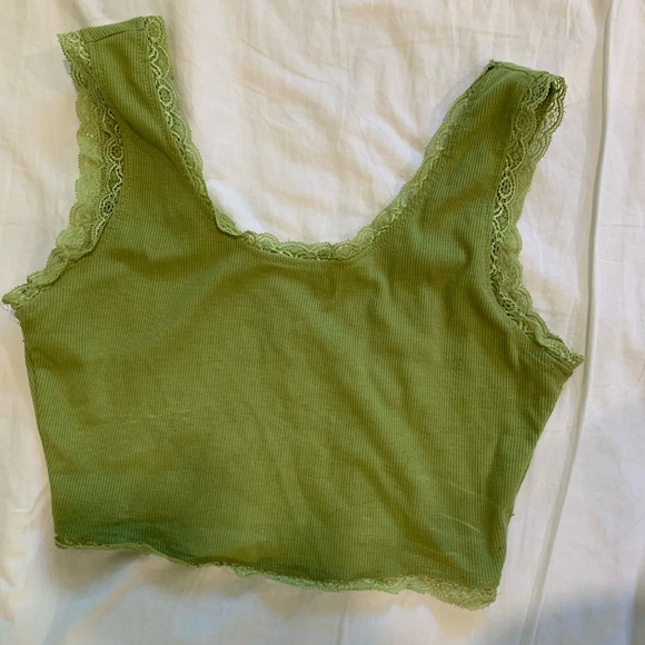 green tank top - Picture 2 of 2